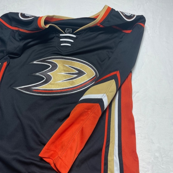 Anaheim Ducks Fanatics Breakaway Home Jersey - Picture 6 of 8